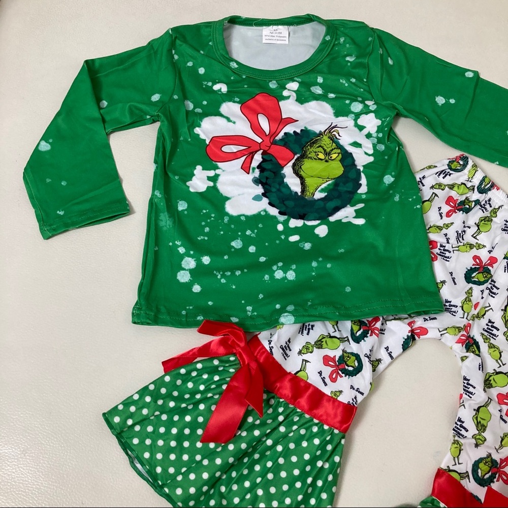 Boutique Christmas 🎄 Grinch cute bow pants long sleeve top set - Picture 6 of 7